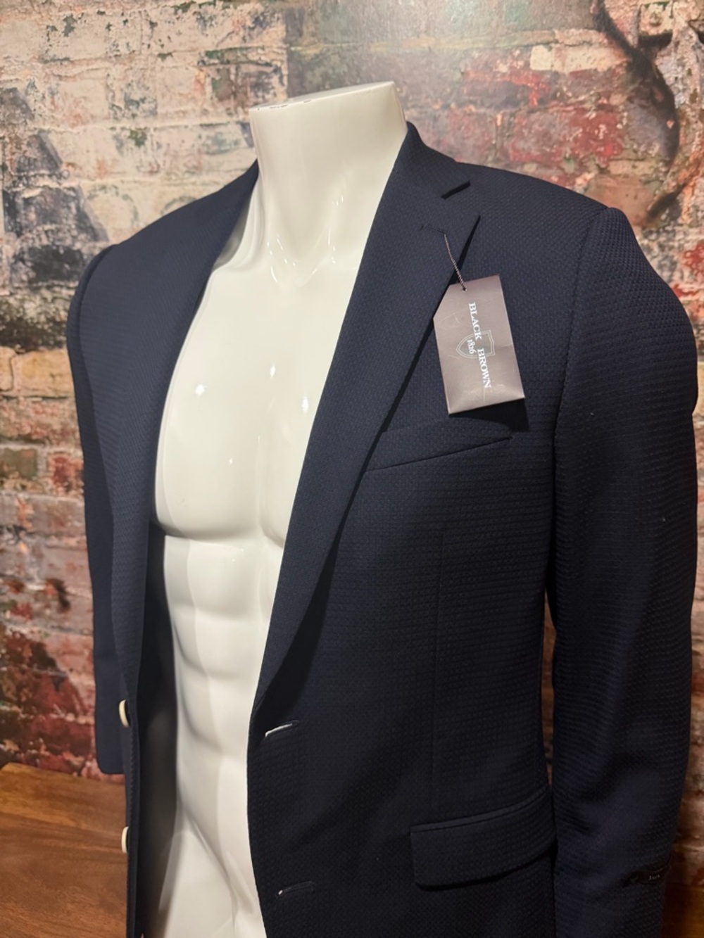 Men's Black and Brown Brand by Lord Taylor Navy Textured Two-Button Blazer